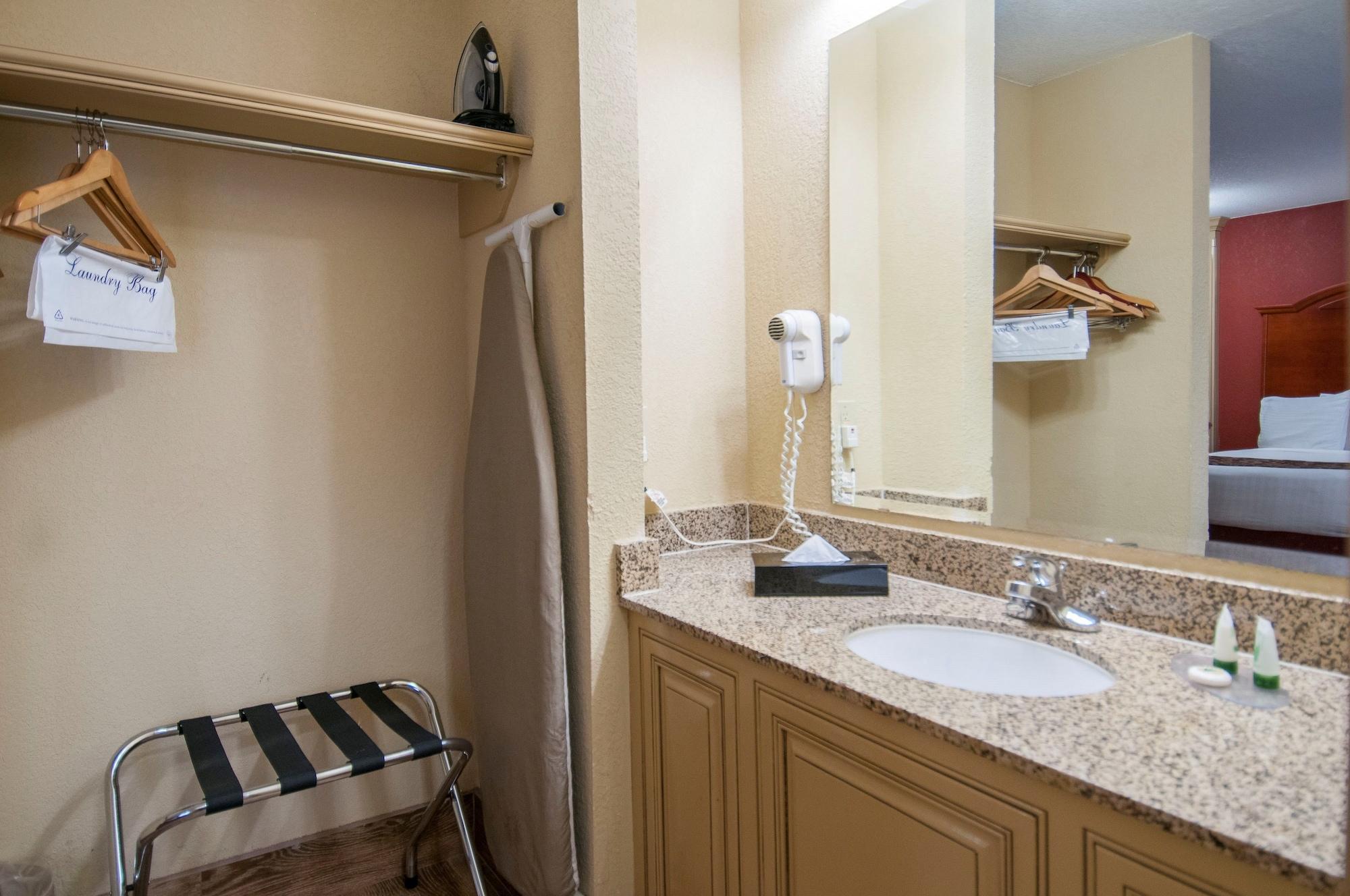Governors Suites Hotel Oklahoma City Airport Area Dış mekan fotoğraf