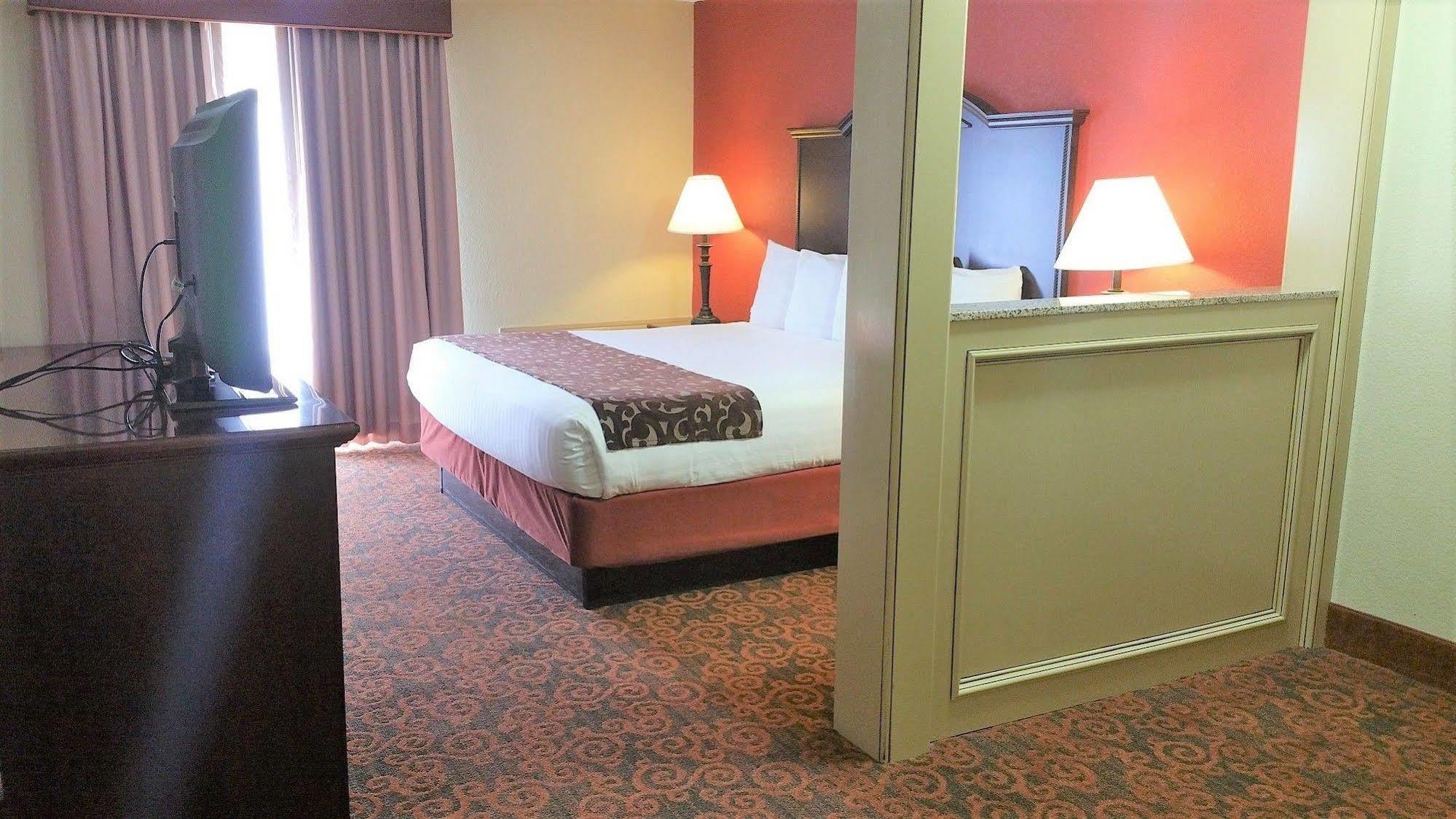Governors Suites Hotel Oklahoma City Airport Area Dış mekan fotoğraf