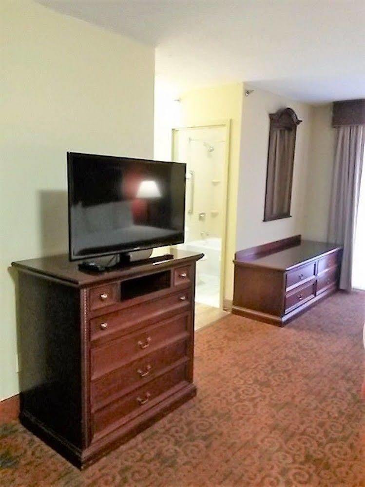 Governors Suites Hotel Oklahoma City Airport Area Dış mekan fotoğraf